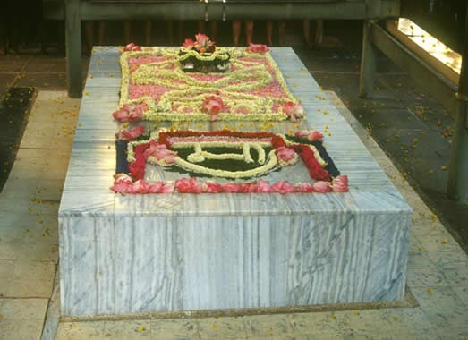 Samadhi Of Sri Aurobindo and Sri Maa